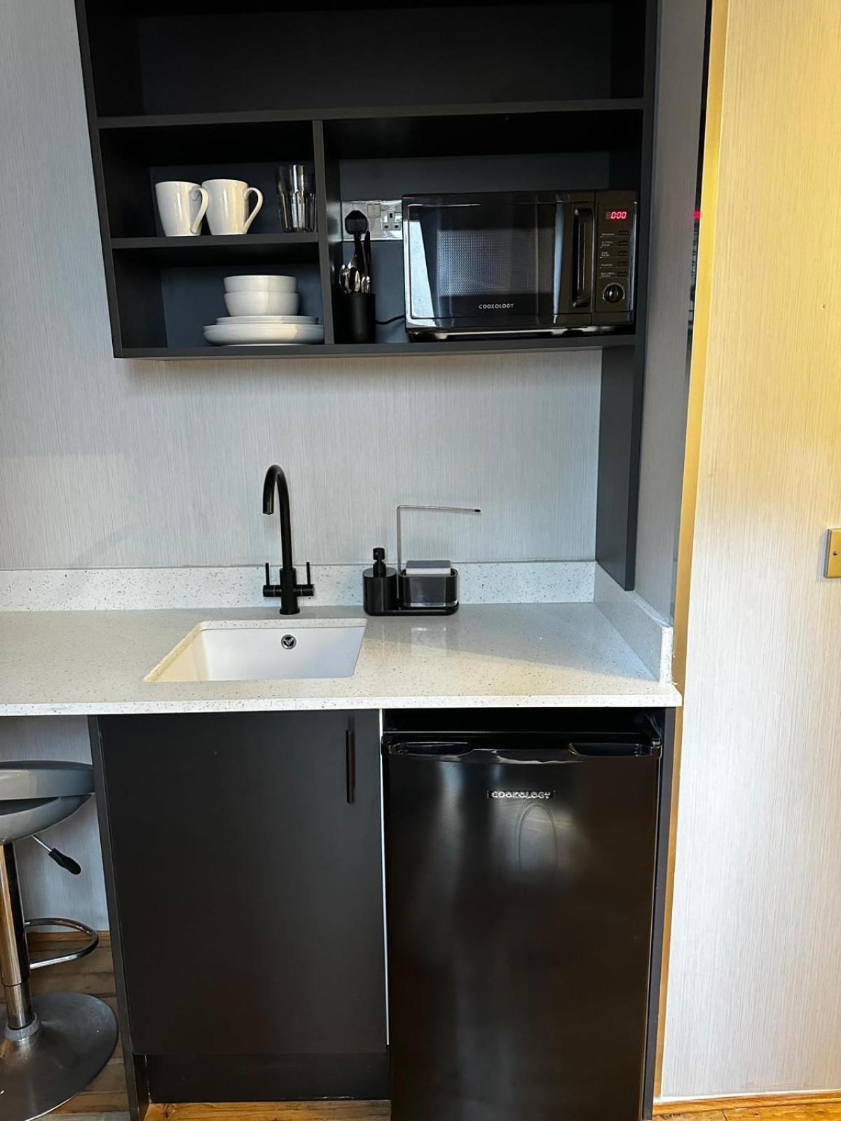 Fb1-Spacious Basement Studio Flat Fits 2- Near Hyde Park London Kültér fotó